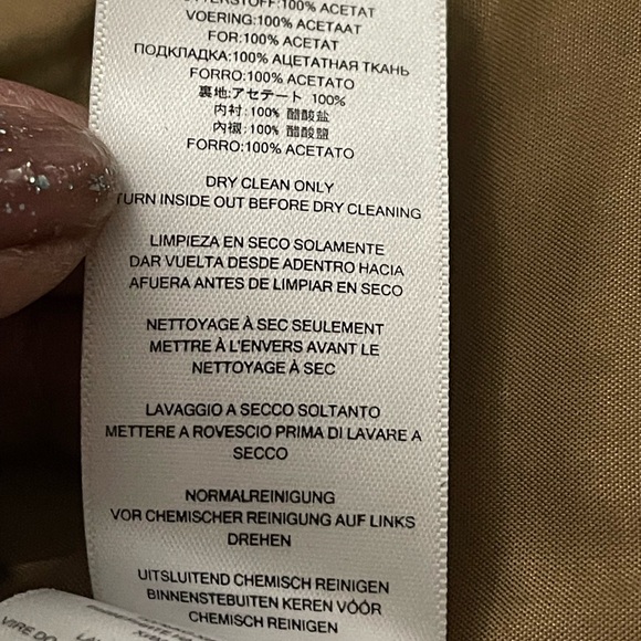 Michael Kors Gold Cropped Blazer with Textured Fabric size 8 pre owned - Picture 5 of 10